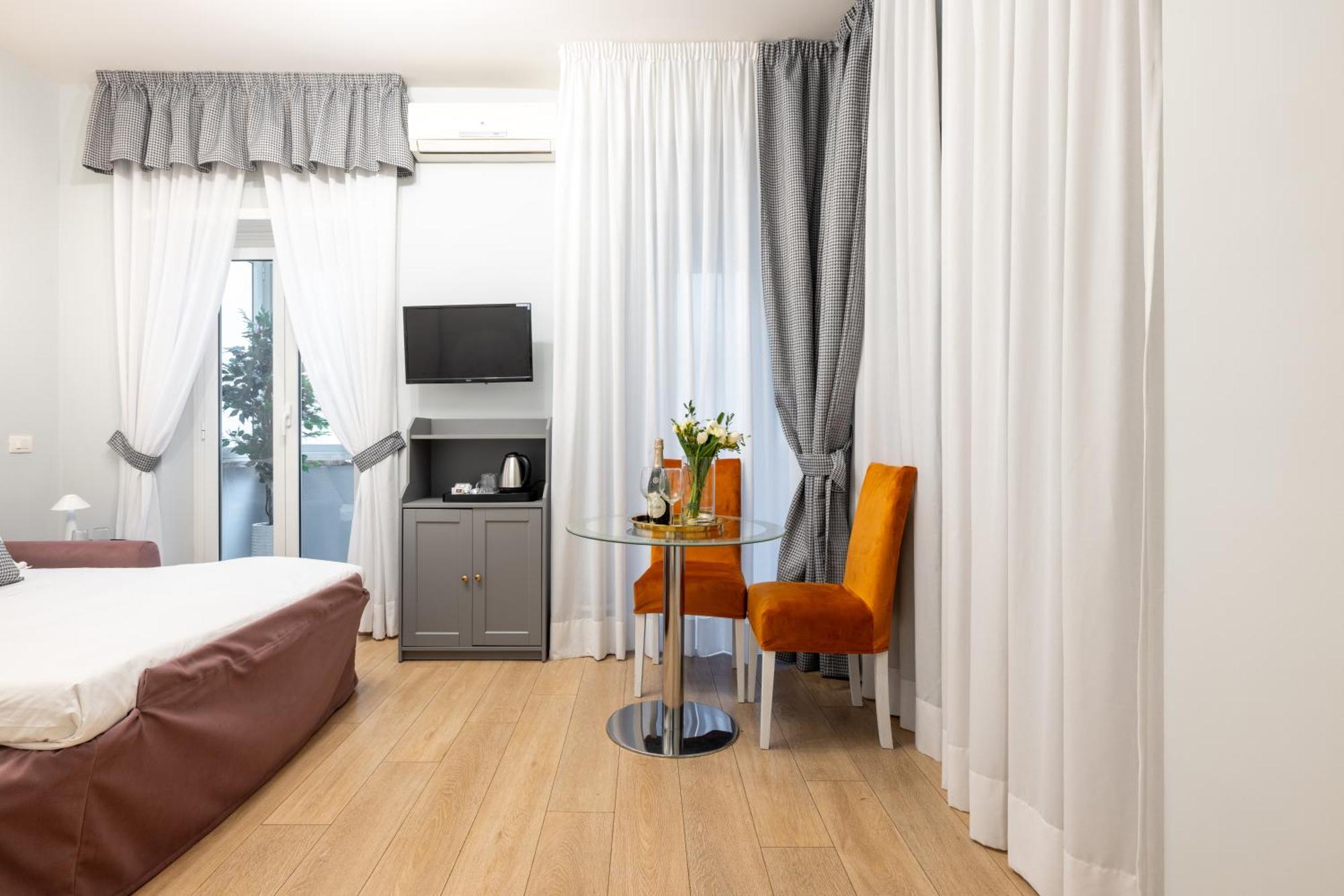Domus Bella Roma Hotel Eksteriør billede